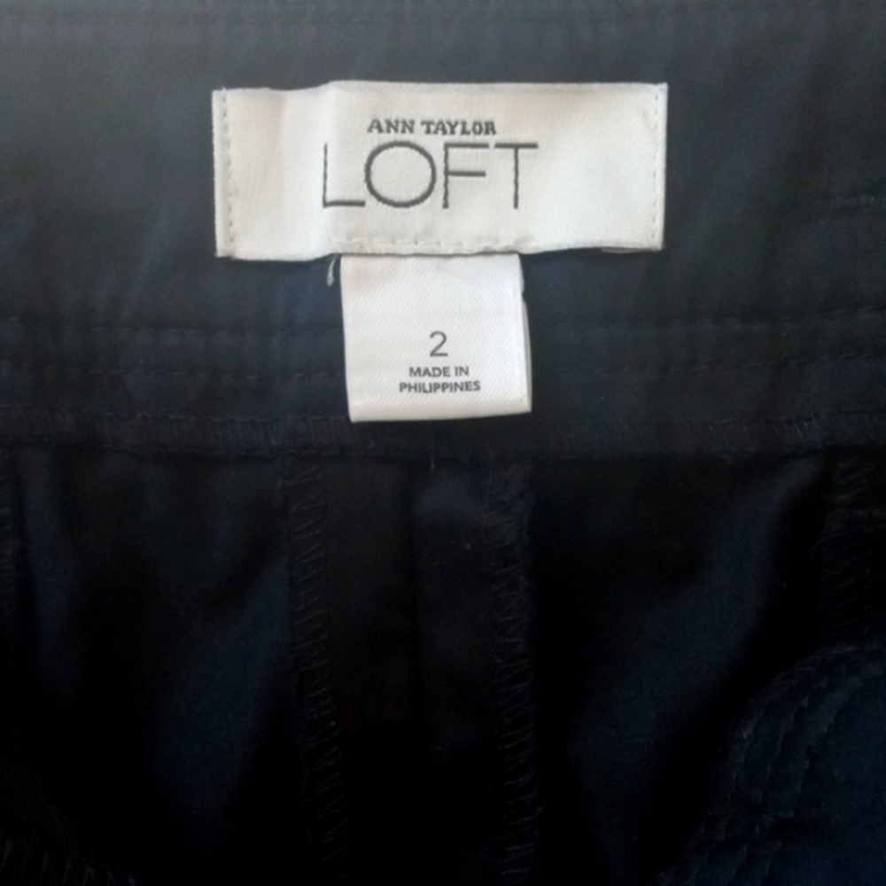 Ann Taylor Loft Bermuda Shorts - Picture 4 of 6